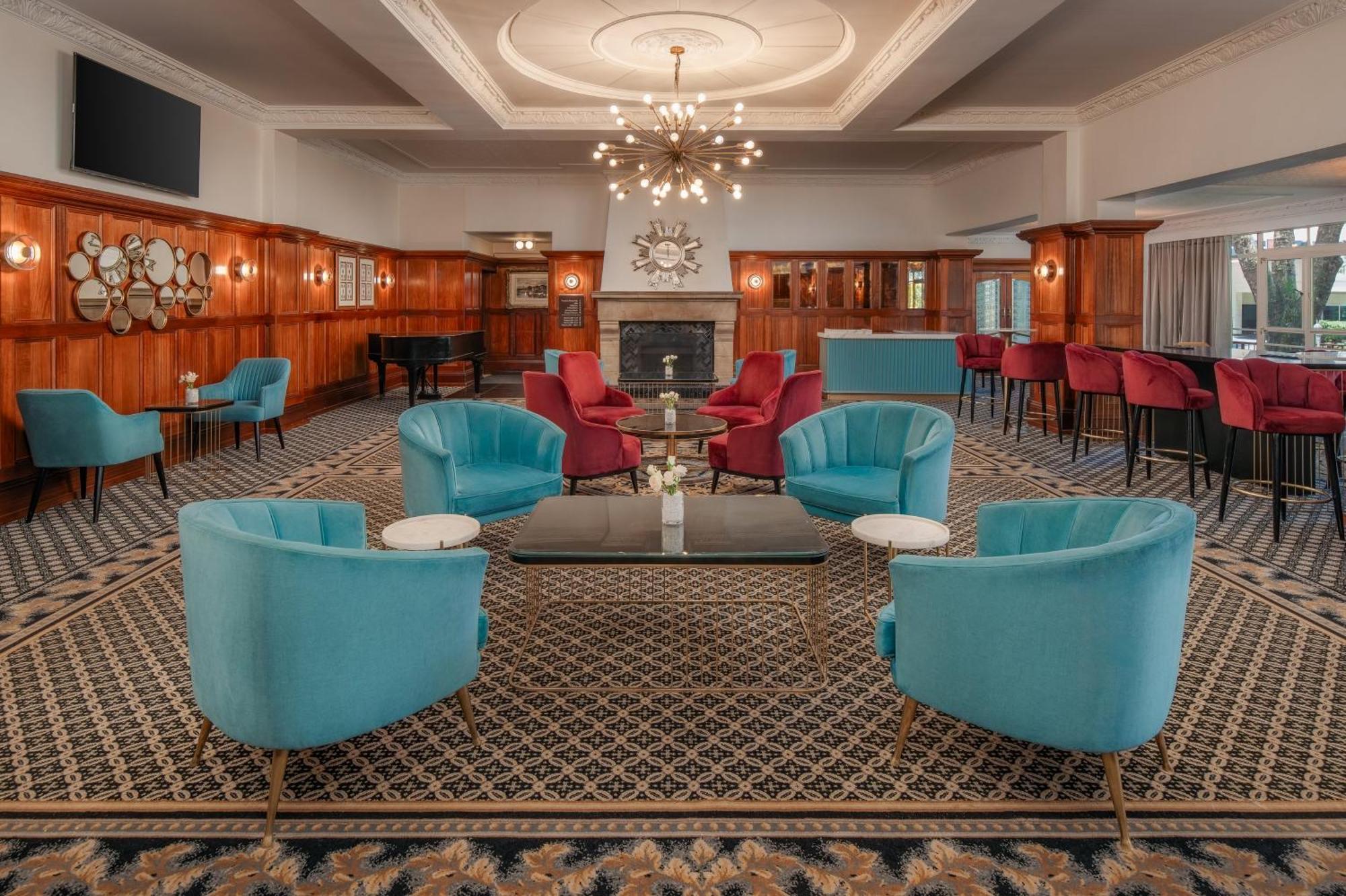 Holiday Inn - Johannesburg Sunnyside Park By Ihg Екстериор снимка