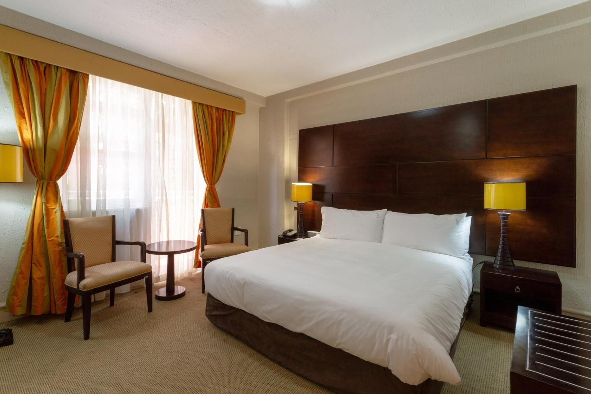 Holiday Inn - Johannesburg Sunnyside Park By Ihg Екстериор снимка