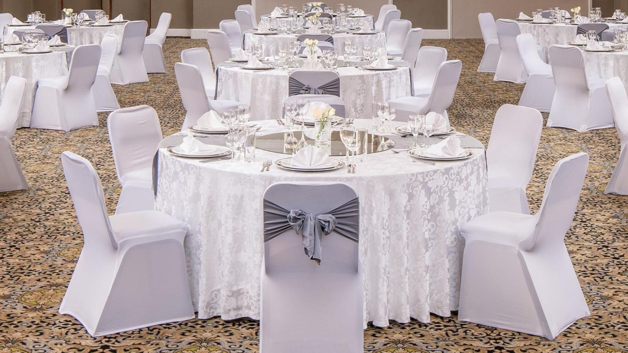 Holiday Inn - Johannesburg Sunnyside Park By Ihg Екстериор снимка